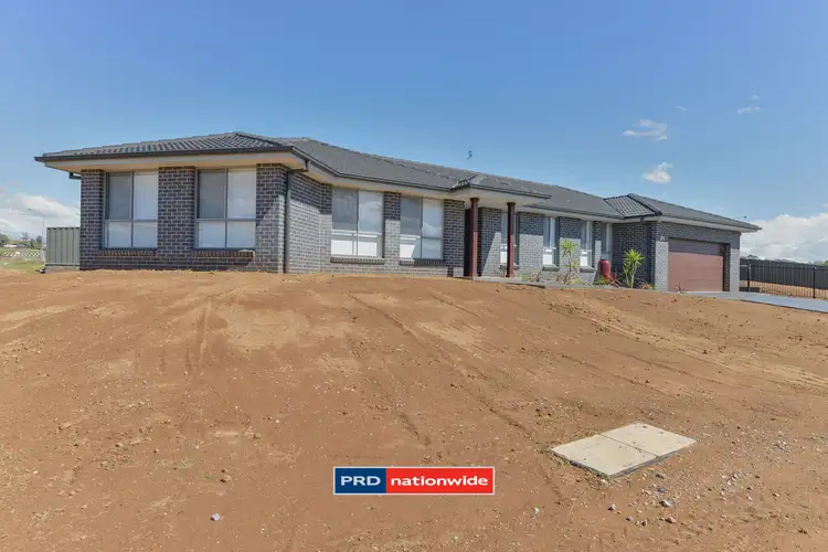 39 Warrah Drive, Tamworth NSW 2340