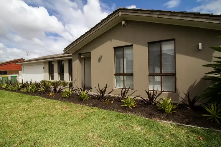 60 Bramwell Rd, Noranda WA 6062