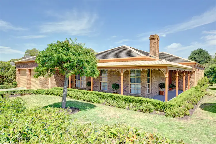 1102 Warrenheip Street, Buninyong VIC 3357