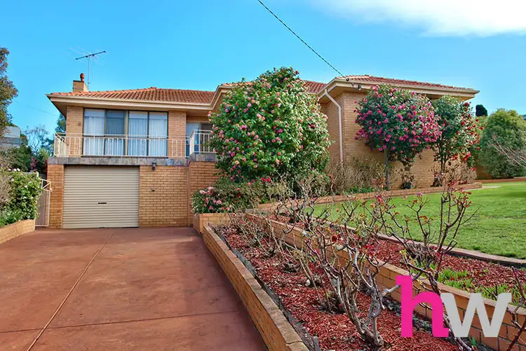 4 Merino Court, Highton VIC 3216