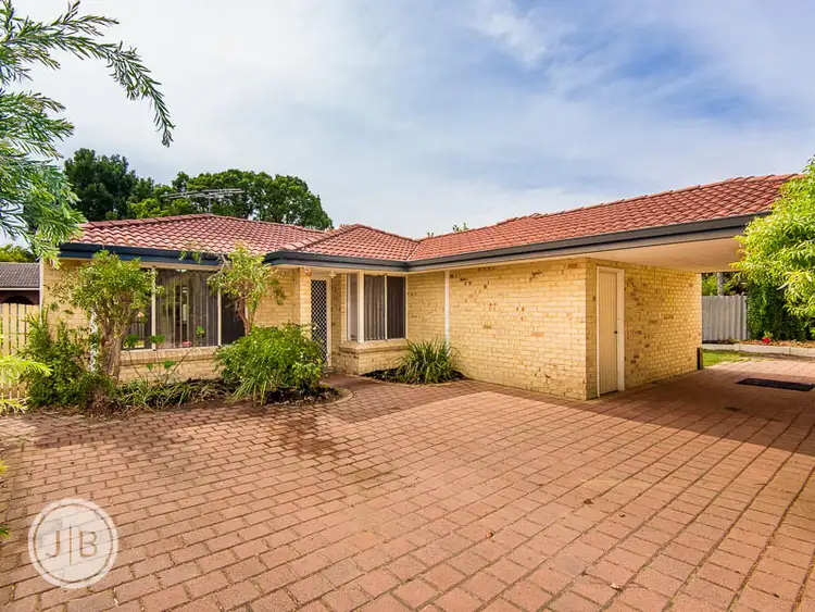 2 Mandora Way, Riverton WA 6148