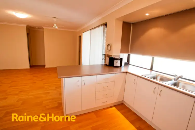 Fifth view of Homely house listing, 2 Blue Manna Place, Australind WA 6233