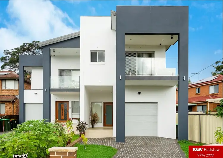2B Ogilvie Street, East Hills NSW 2213