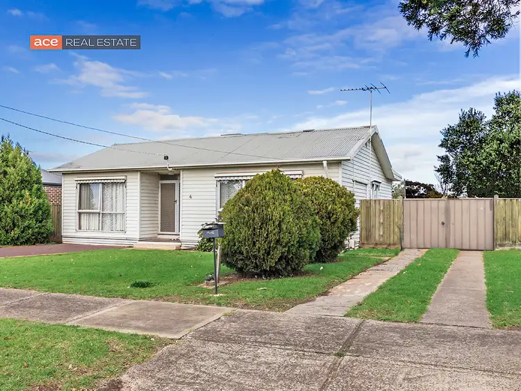 Second view of Homely house listing, 4 Eaton Parade, Laverton VIC 3028
