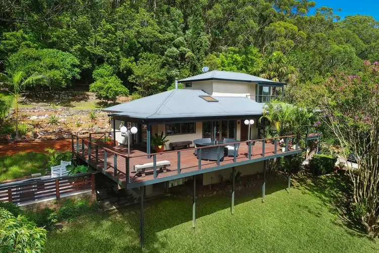 230 Oak Road, Matcham NSW 2250