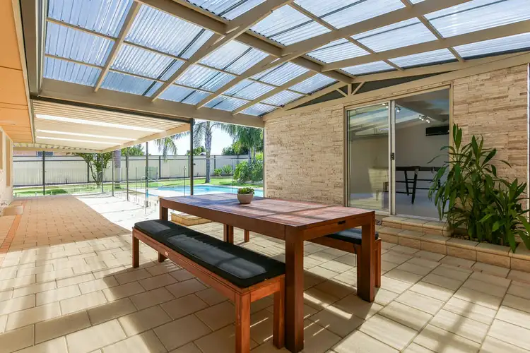 64 Judith Crescent, Morphett Vale SA 5162