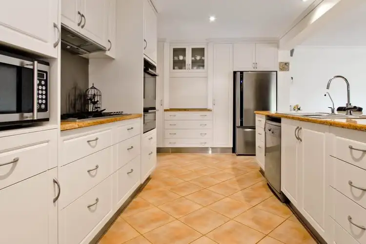 Second view of Homely house listing, 10 Thorndon Crescent, Paradise SA 5075