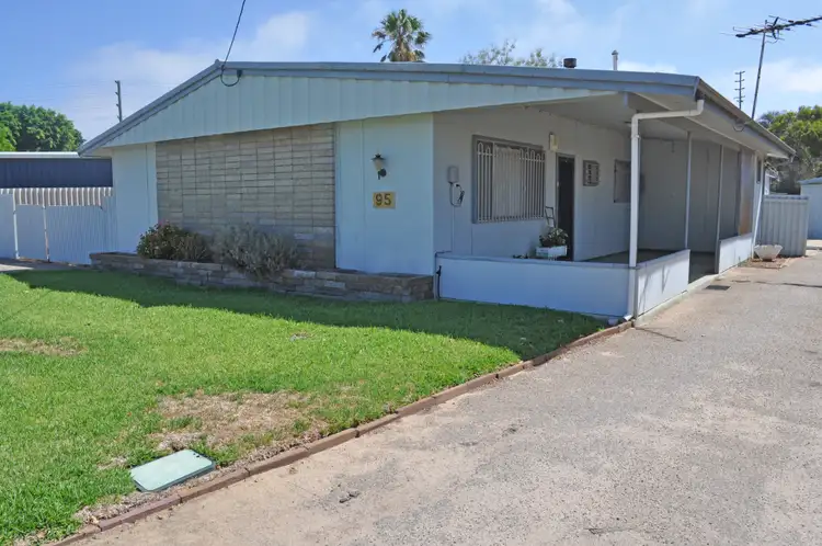 95 Ainsworth Street, Wonthella WA 6530