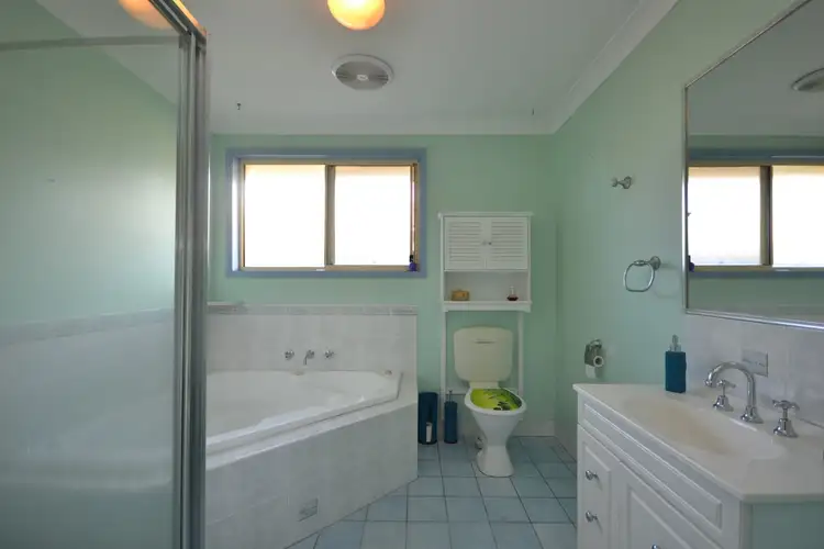 Sixth view of Homely house listing, 2 Hesperus Close, Nowra NSW 2541