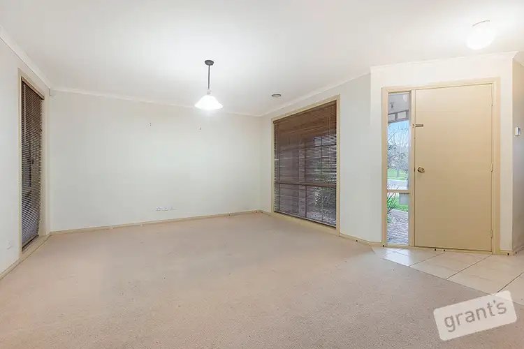 Fifth view of Homely house listing, 2 Kurnwill Place, Berwick VIC 3806
