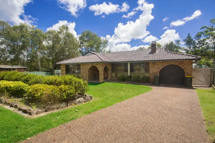 8 Jacob Place, Tenambit NSW 2323