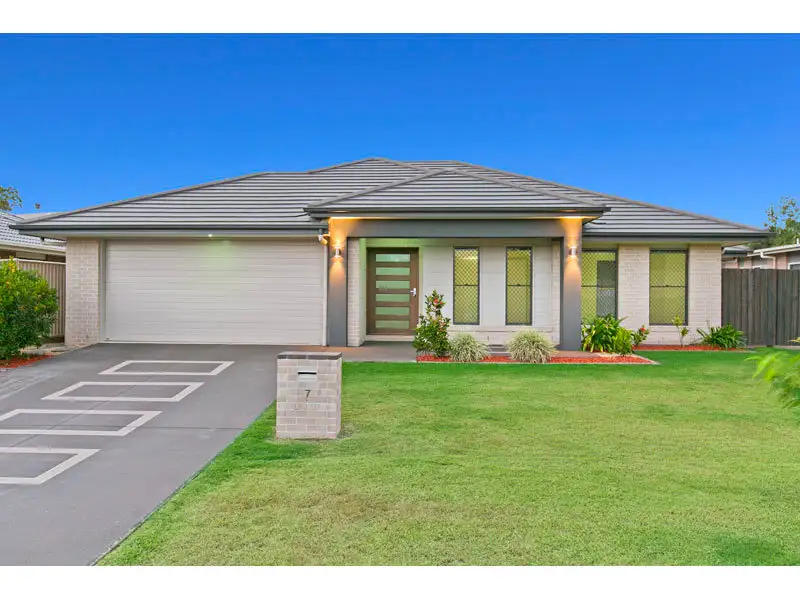 Main view of Homely house listing, 7 Crosby Place, Cleveland QLD 4163