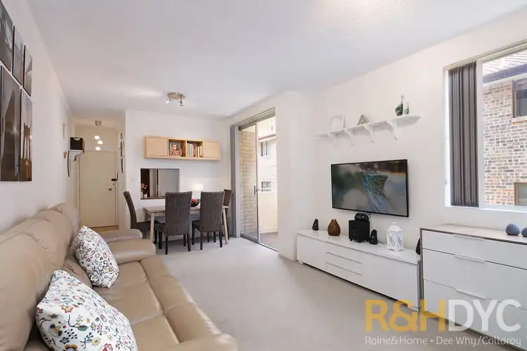 Second view of Homely unit listing, 6/79 Dee Why Parade, Dee Why NSW 2099