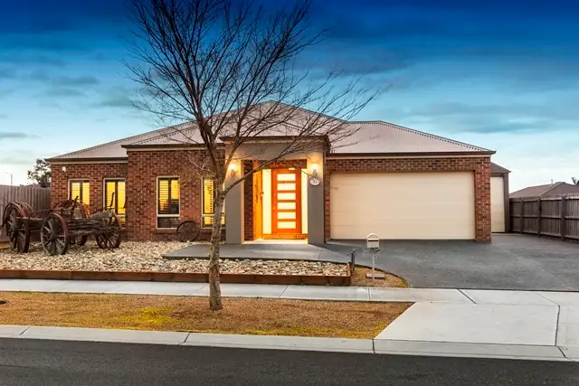 31 Morton Boulevard, Taylors Hill VIC 3037