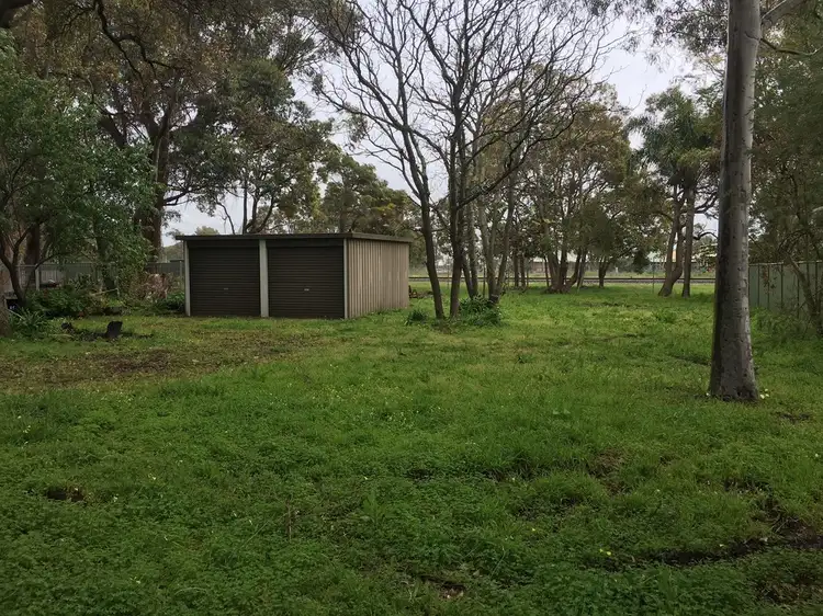 905 South Western Highway, Byford WA 6122