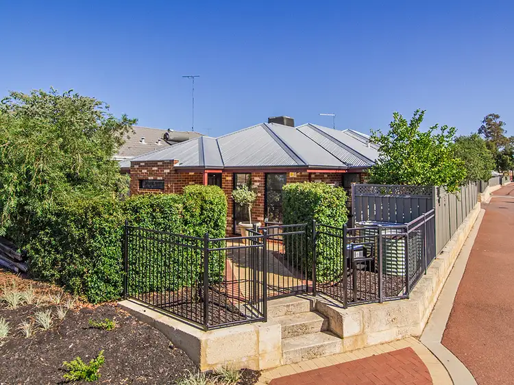 Third view of Homely house listing, 4 Abingdon Cres, Wellard WA 6170