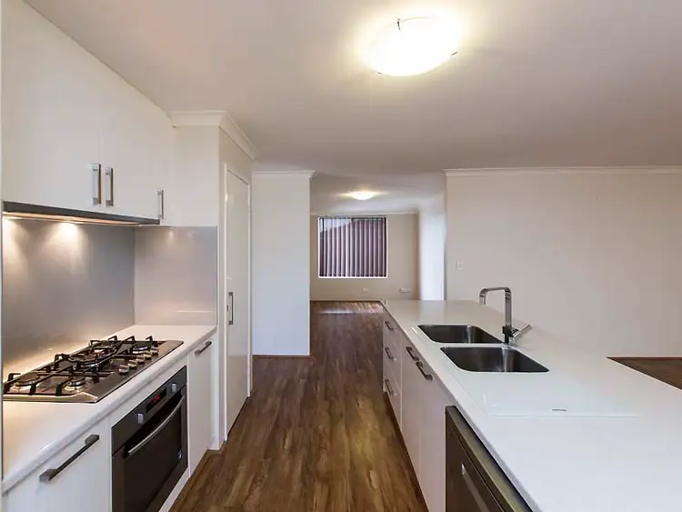 Sixth view of Homely house listing, 35 Belvoir Crescent, Orelia WA 6167