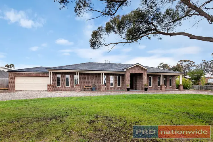 8 Gracefield Drive, Brown Hill VIC 3350
