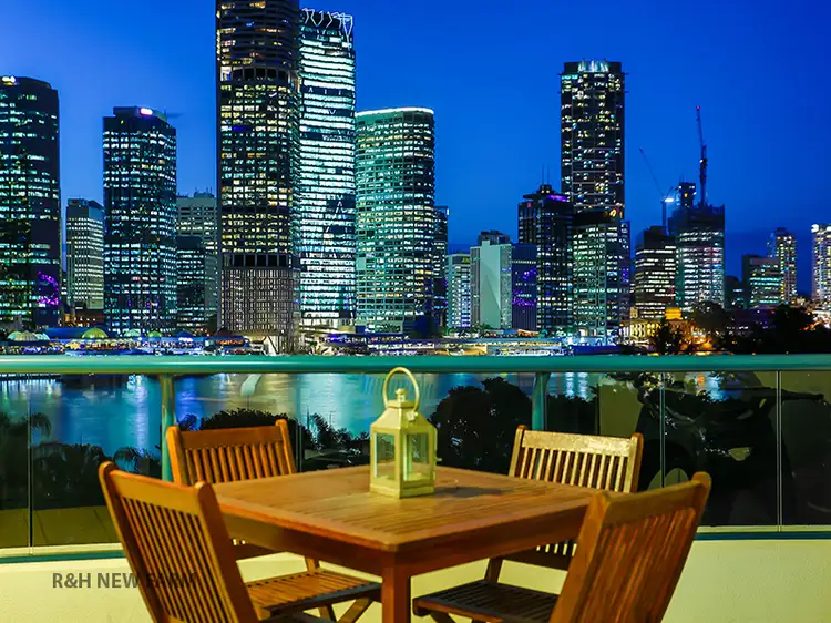 15/321 Main Street, Kangaroo Point QLD 4169