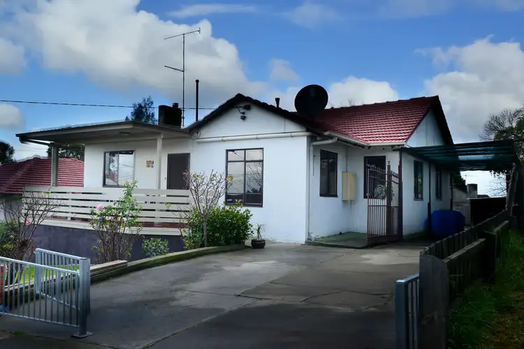 Second view of Homely house listing, 6 Karo Court, Doveton VIC 3177