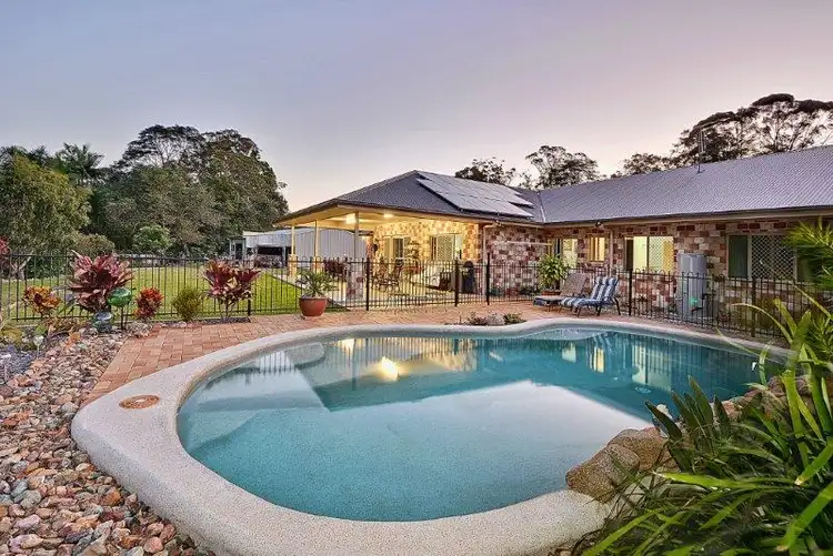 18 Otto Nothling Parade, Beerwah QLD 4519