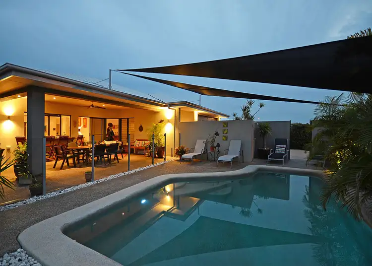 40 Lucas Drive, Burrum Heads QLD 4659