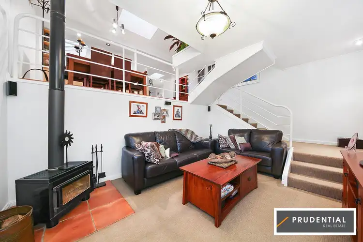 8 Perrumba Place, Bradbury NSW 2560