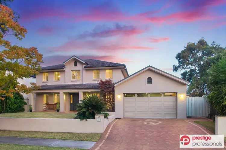8 Boronia Drive, Voyager Point NSW 2172