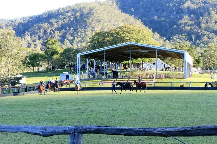 136 Foggs Road, Mount Samson QLD 4520