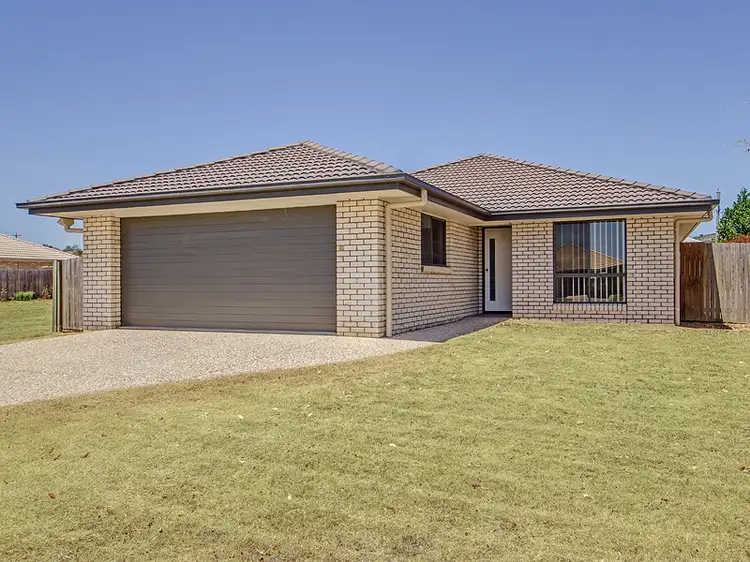 11 Williams Street, Lowood QLD 4311