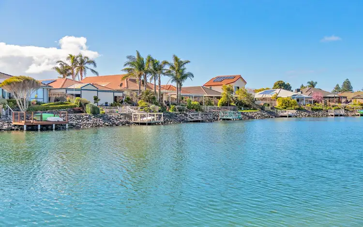 13 WINDJAMMER COURT, Encounter Bay SA 5211