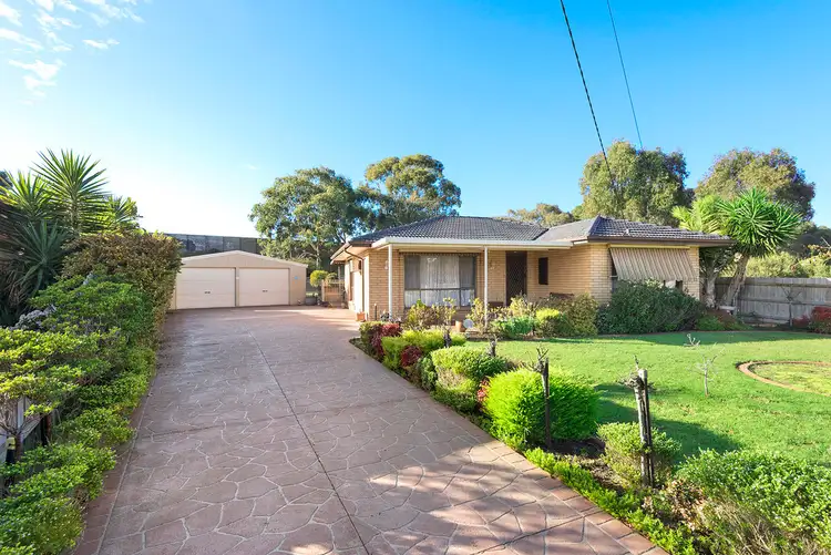 90 SHEOAK STREET, Doveton VIC 3177