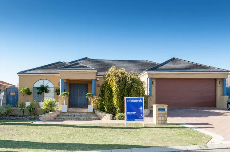 6 Meadowbank Gardens, Hillarys WA 6025