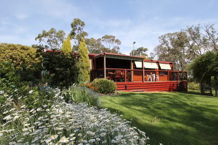 29 Glens Road, Scarsdale VIC 3351