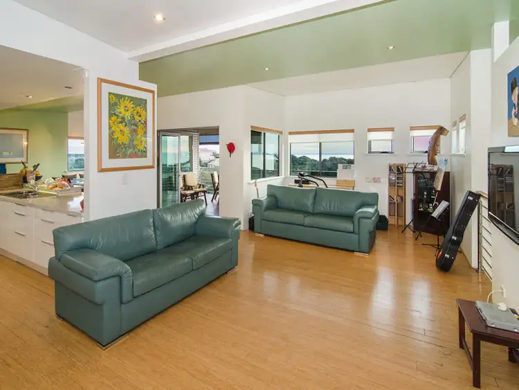 Fifth view of Homely house listing, 10 Gwenydd Way, Peppermint Grove Beach WA 6271
