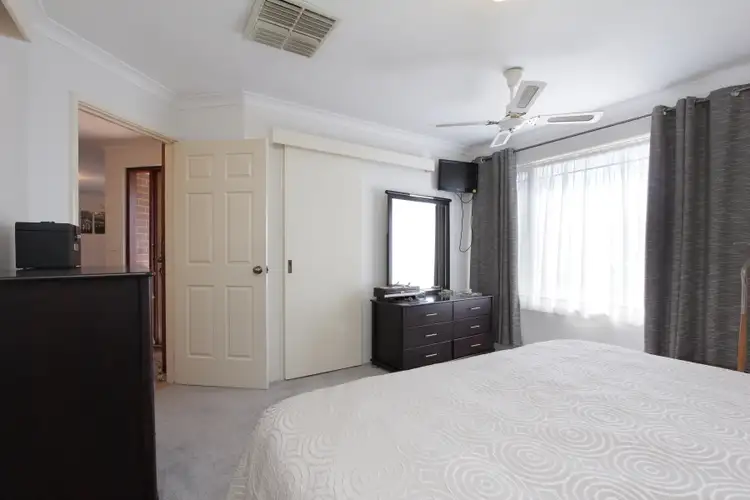 Third view of Homely house listing, 5 Ironwood Crt, Thornlie WA 6108