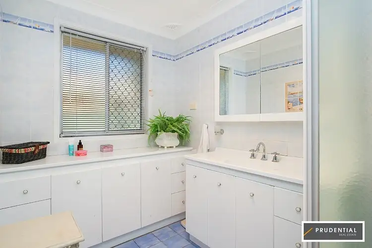 Fourth view of Homely house listing, 10 Macintyre Crescent, Ruse NSW 2560