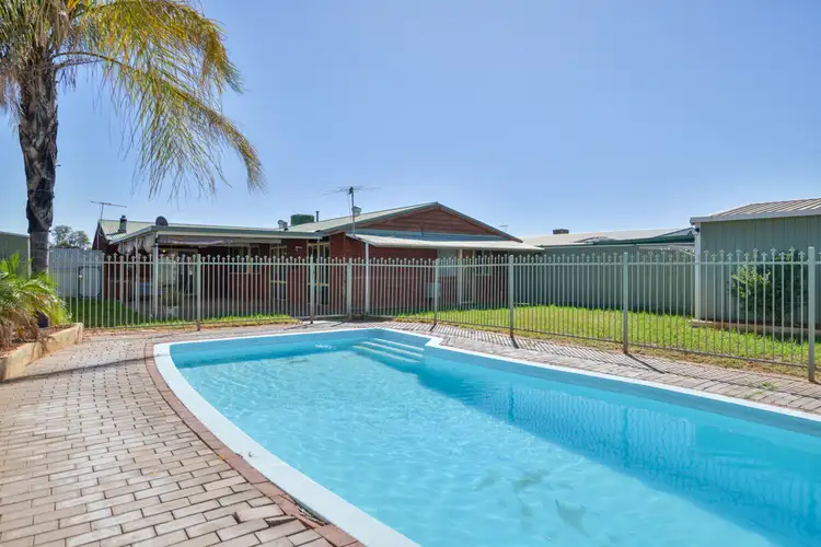 166 Davis Street, Victory Heights WA 6432