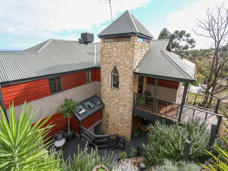 25 Gray Road, Gooseberry Hill WA 6076