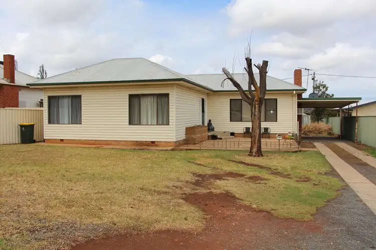 68 Noorilla Street, Griffith NSW 2680