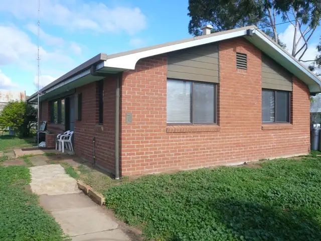 7 Wood Street, Warracknabeal VIC 3393