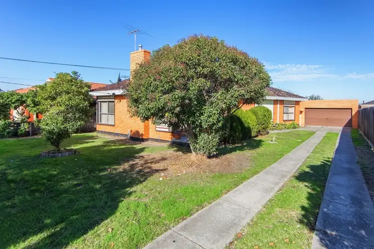 17 Billingham Rd, Deer Park VIC 3023