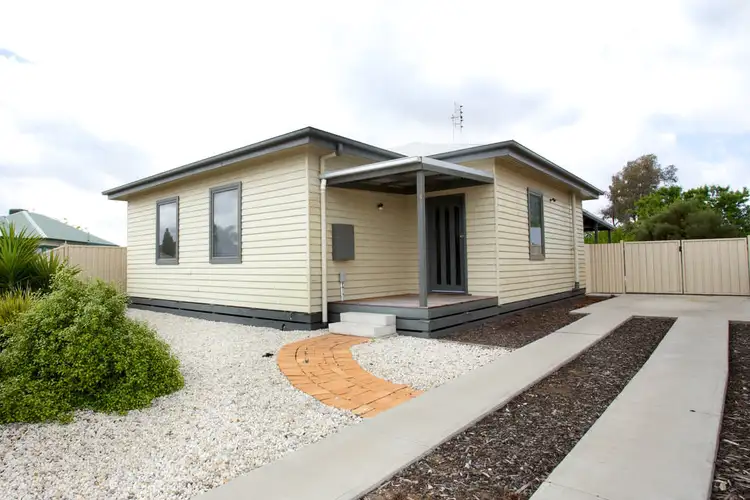 7 Motavu Drive, Horsham VIC 3400