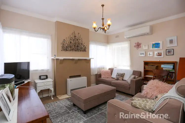 Main view of Homely house listing, 5 Hansard Place, West Bathurst NSW 2795
