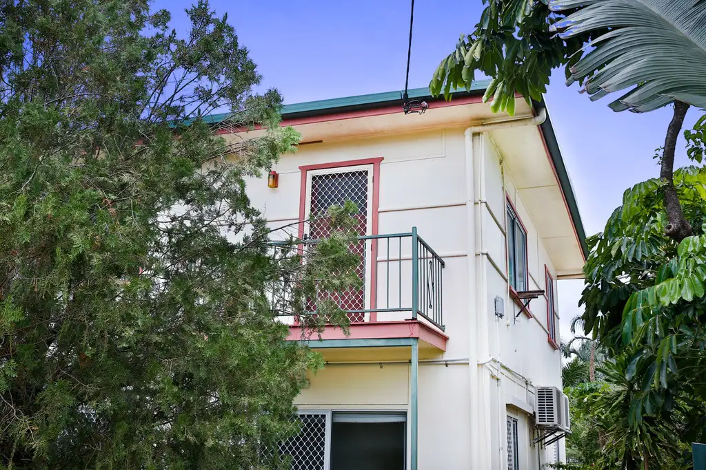 Main view of Homely unit listing, 2/28 Ethel Street, Hyde Park QLD 4812