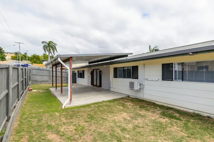 5 Illawarra Drive, Kin Kora QLD 4680