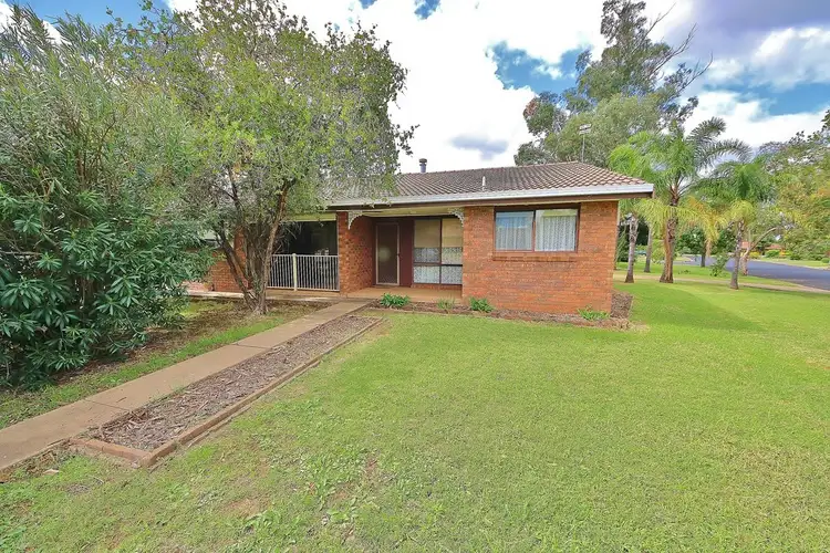 2/6 Clews Street, Dubbo NSW 2830