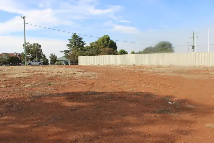 160 Kitchener Road, Temora NSW 2666