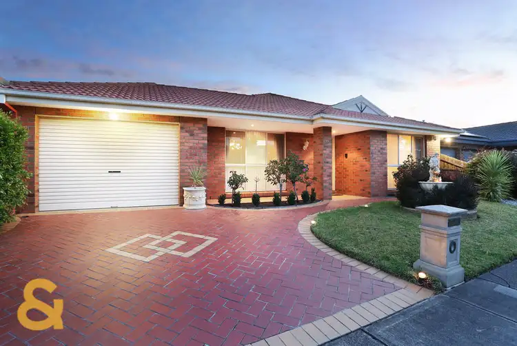 23 Wrigley Crescent, Roxburgh Park VIC 3064