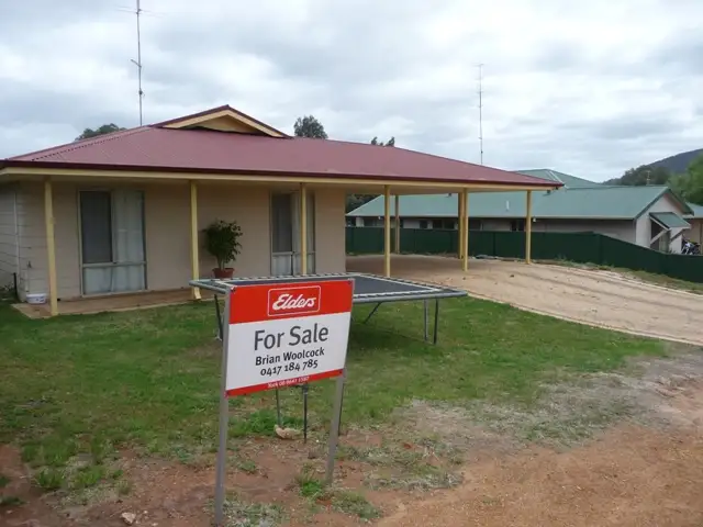7 Thomson Street, York WA 6302
